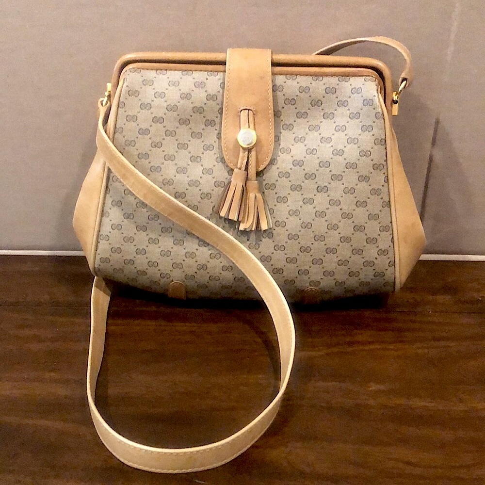 GUCCI GG Micro Guccissima Leather Coated Canvas Hinges Shoulder Bag Vintsge COA